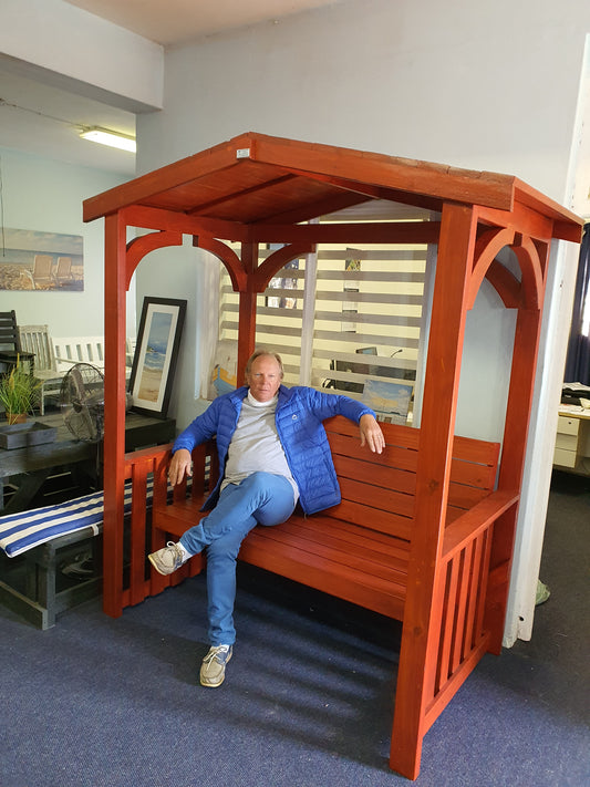 THE "LINGER-LONGER" COUNTRY BENCH