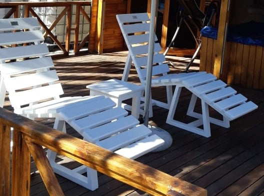 THE "CORBAN DESIGN" POOL LOUNGER / READER