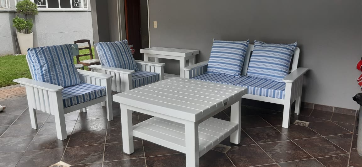 6 PIECE "MORRIS" PATIO SET