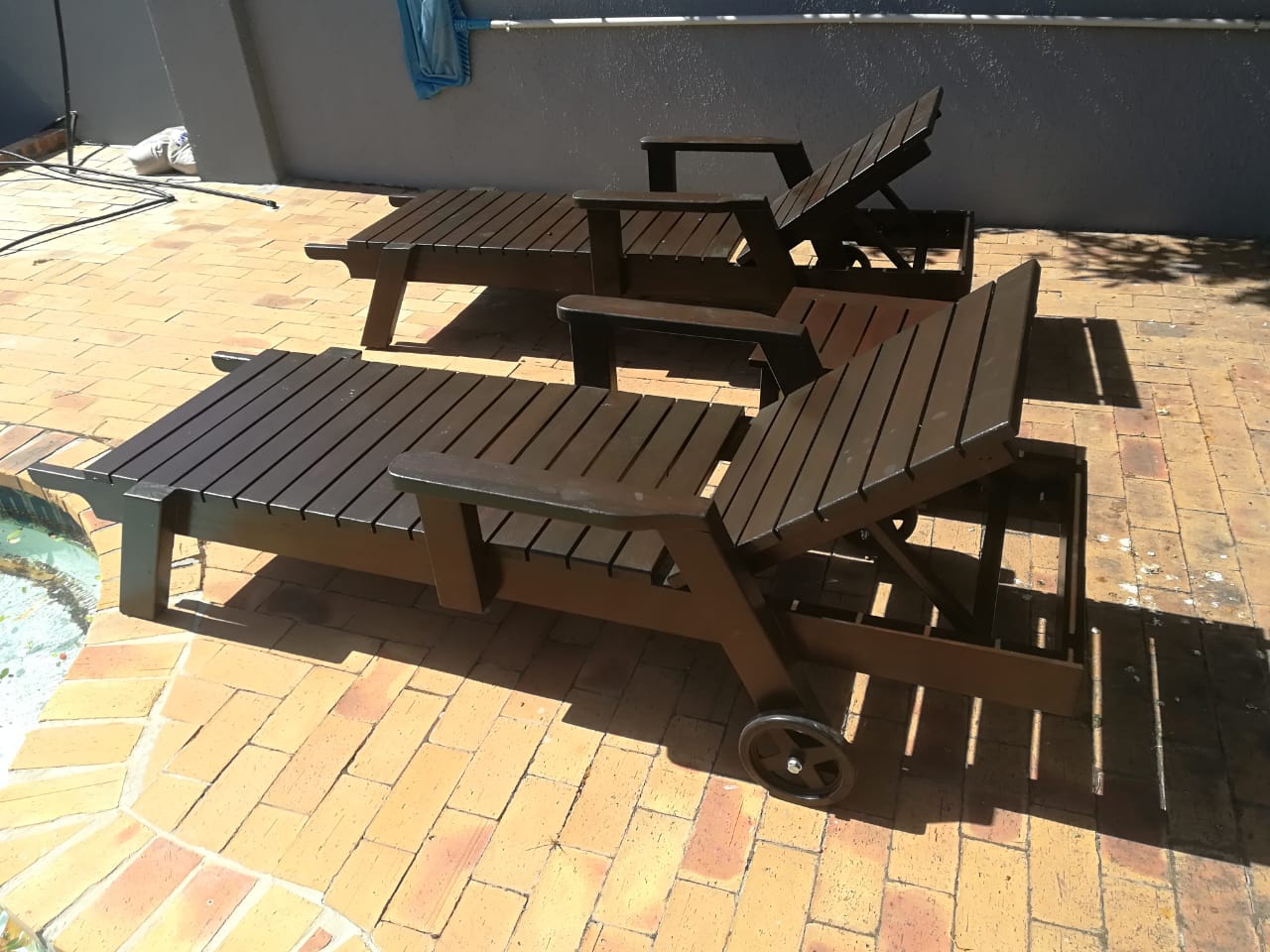 DELUXE "TROPICAL" POOL LOUNGER (WOODEN)